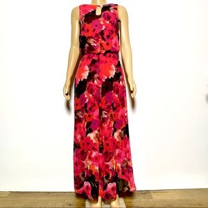 Long maxi dress in red mix design